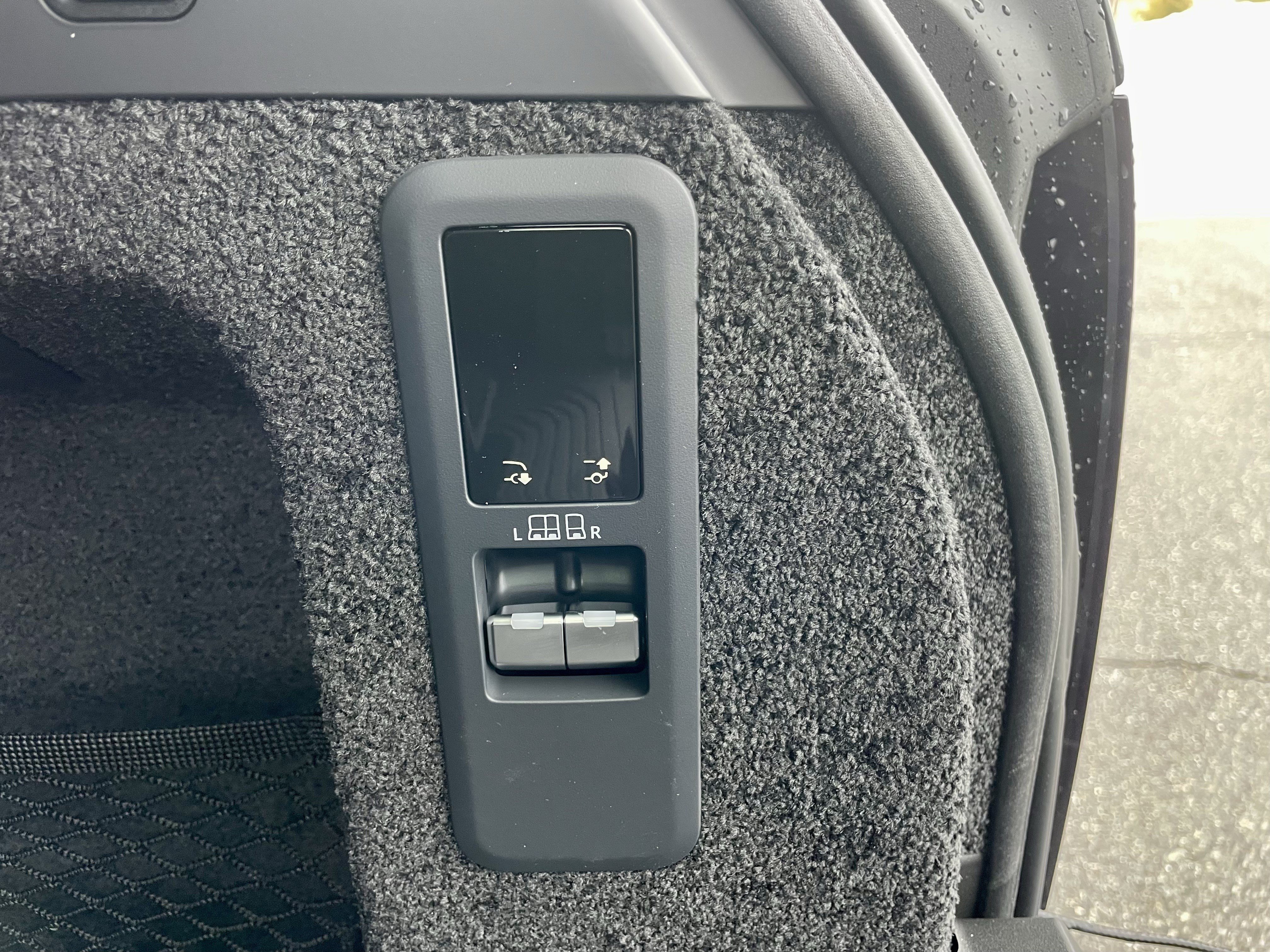 New 2026 Land Rover Range Rover SE AWD/4WD image 40