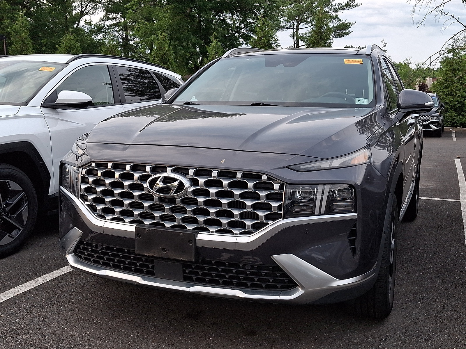 Used 2021 Hyundai Santa Fe Limited AWD/4WD image 2