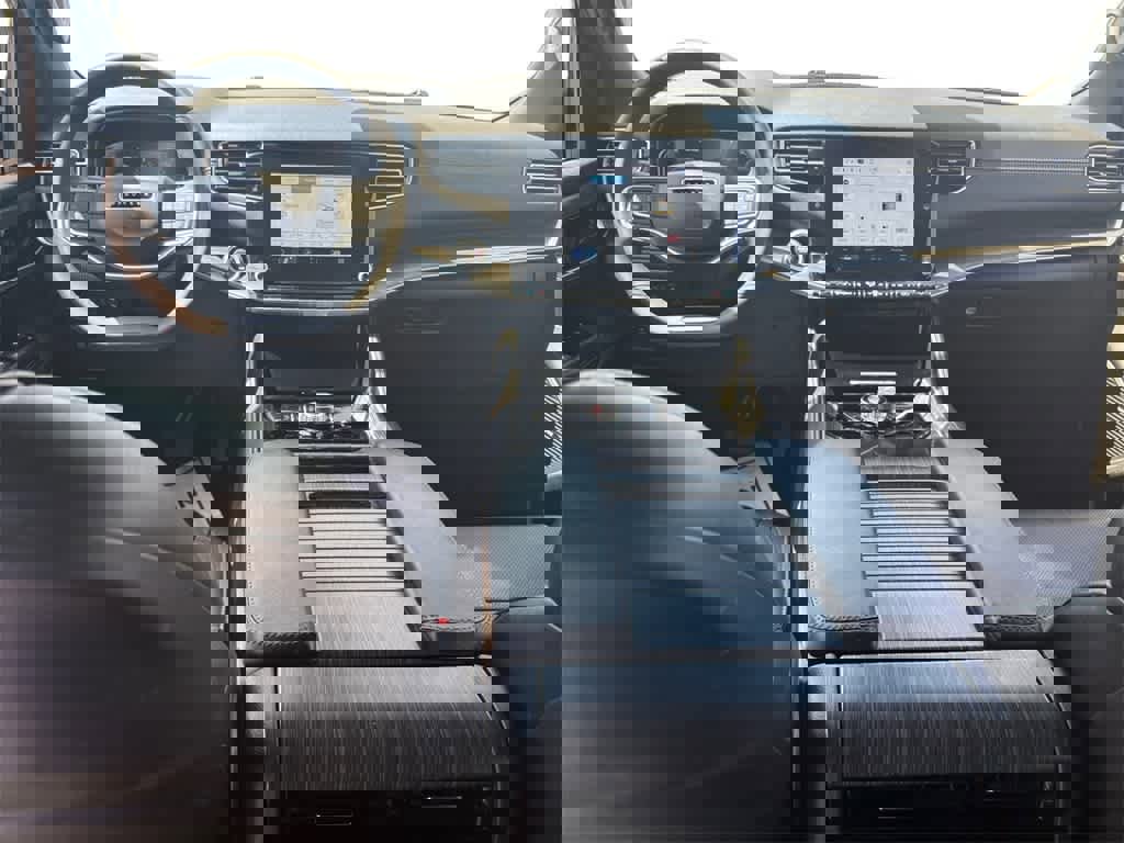 Used 2023 Jeep Wagoneer Series III w/ Preferred Equipment Group image 12