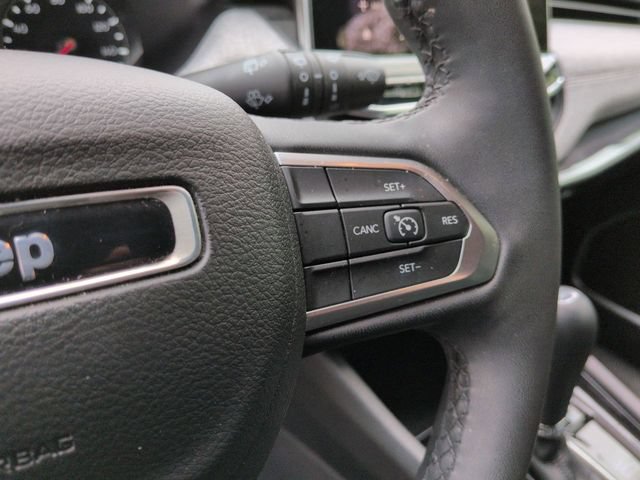 Used 2024 Jeep Compass Latitude AWD/4WD image 14