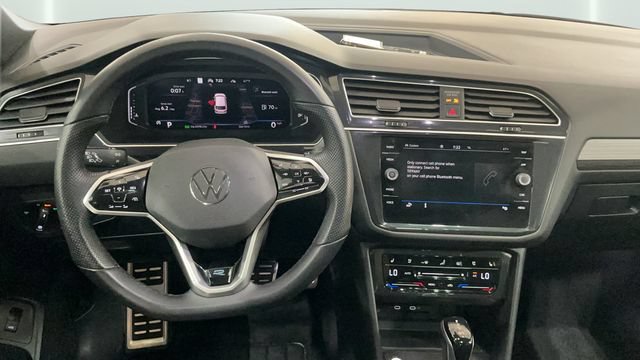 Certified 2023 Volkswagen Tiguan SEL R-Line AWD/4WD image 11