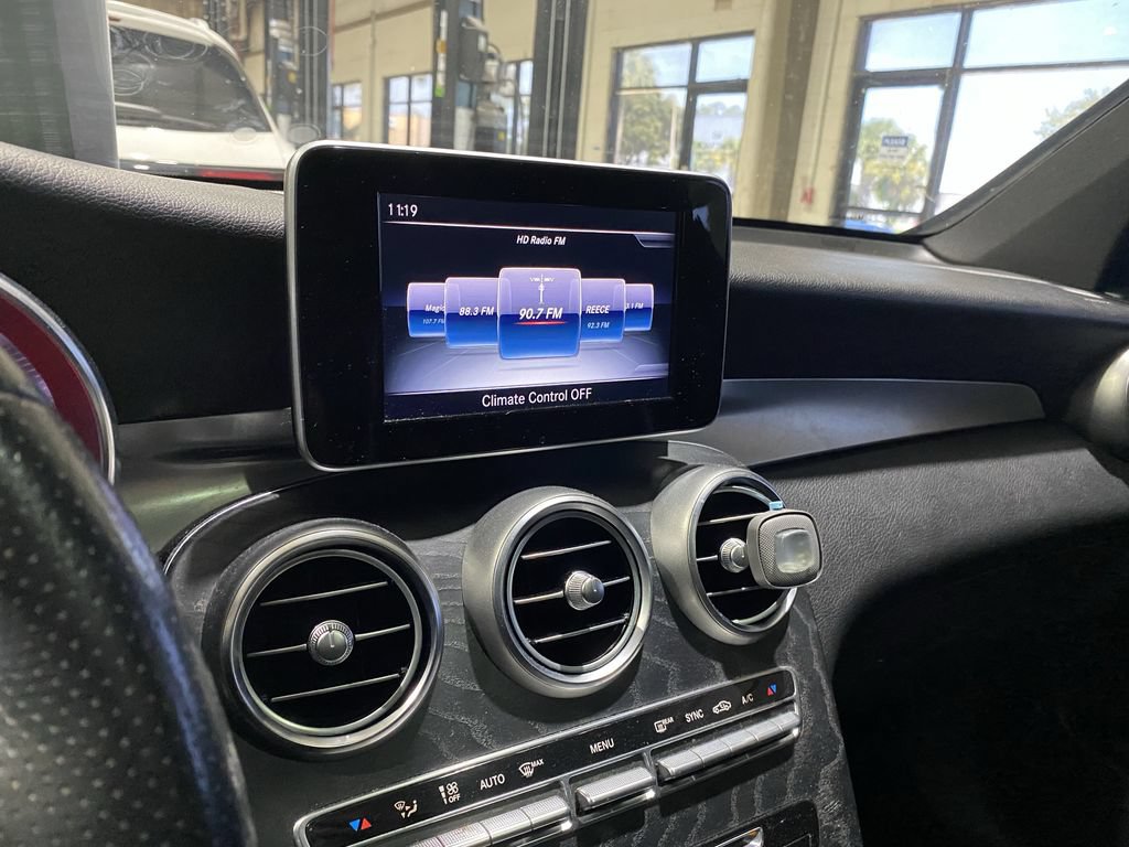 Certified 2018 Mercedes-Benz GLC 300 image 7