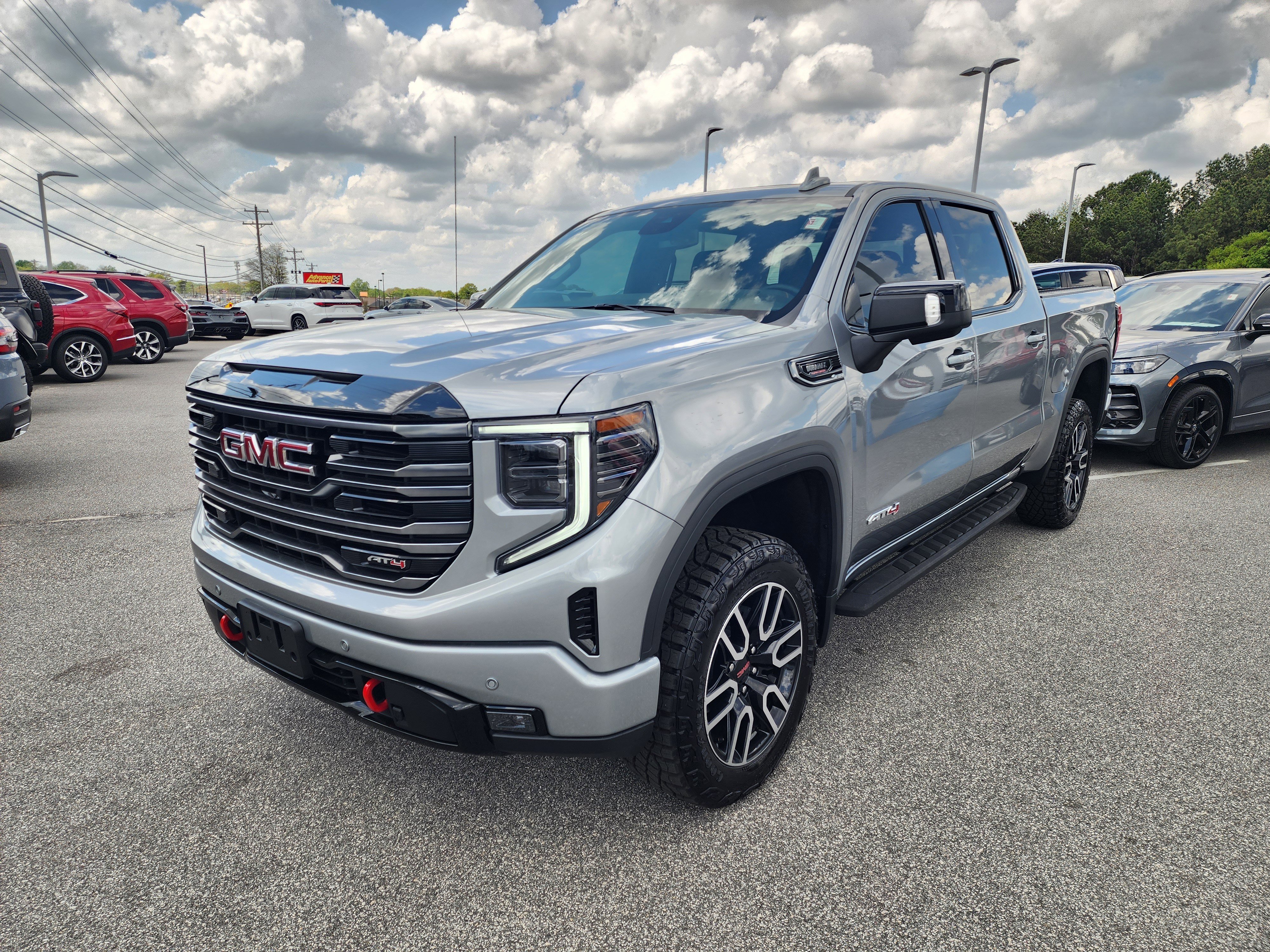Used 2025 GMC Sierra 1500 AT4 w/ AT4 Premium Package image 9