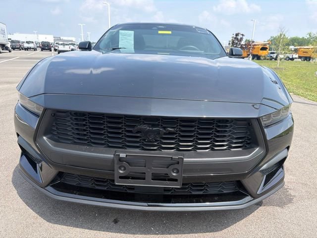 Certified 2024 Ford Mustang Coupe RWD image 3