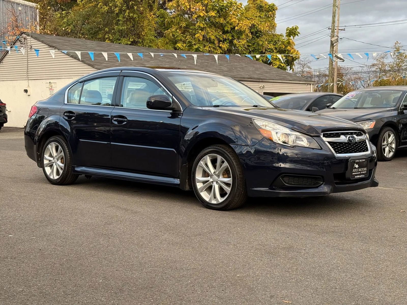 Used 2013 Subaru Legacy 2.5i Premium w/ All-Weather Pkg + Moonroof image 14