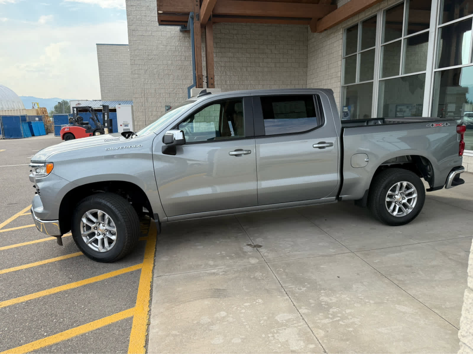 New 2026 Chevrolet Silverado 1500 LT image 4