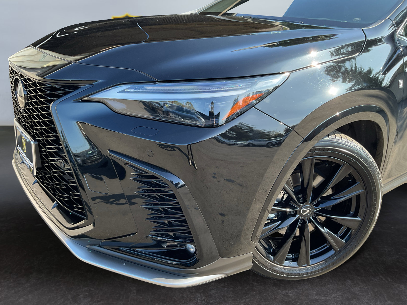 Used 2024 Lexus NX 450h+ F Sport w/ Vision Package image 9