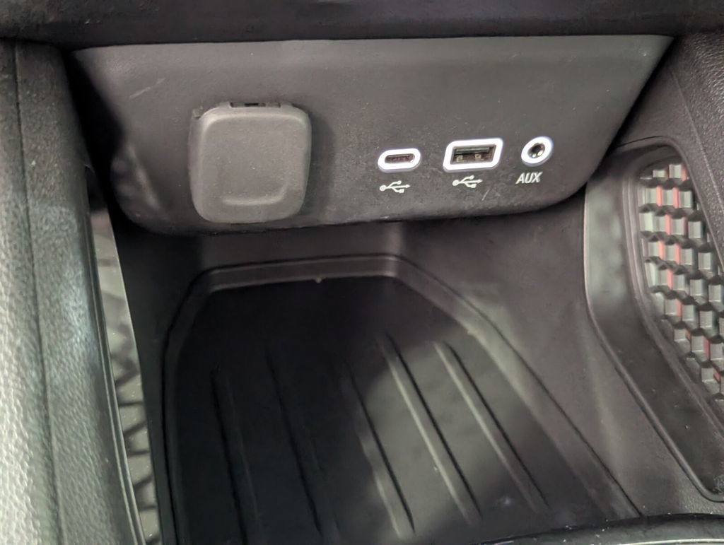 Used 2021 Chevrolet TrailBlazer RS w/ Driver Confidence Package FWD image 23