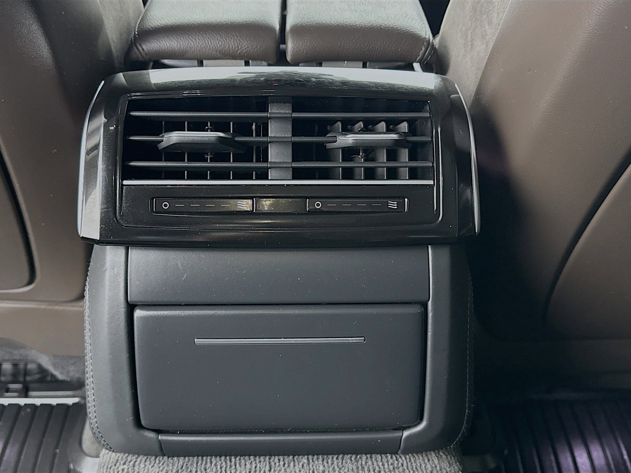 Used 2021 Audi A8 L 3.0T w/ Executive Plus Package image 16