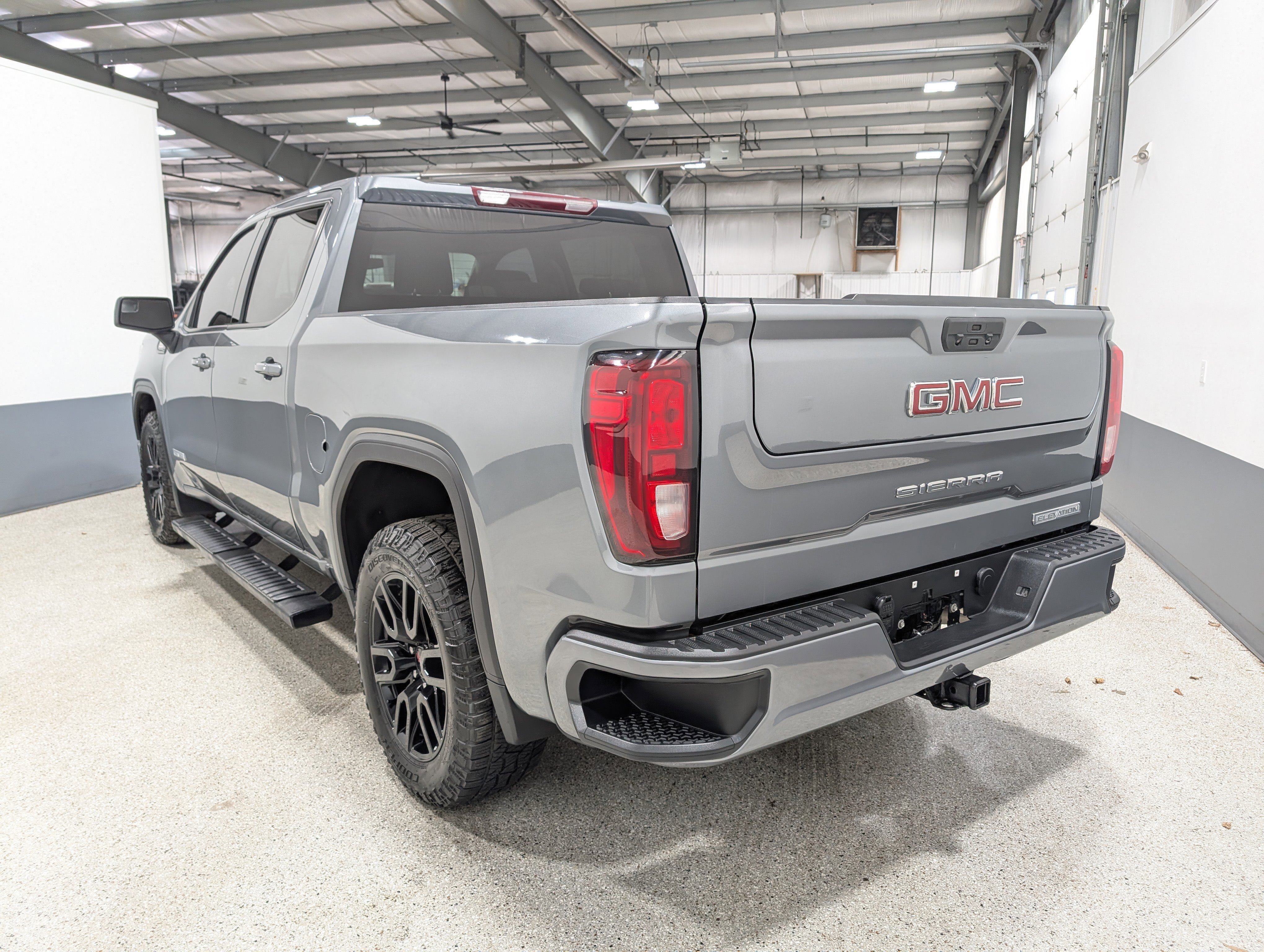Used 2021 GMC Sierra 1500 Elevation image 5