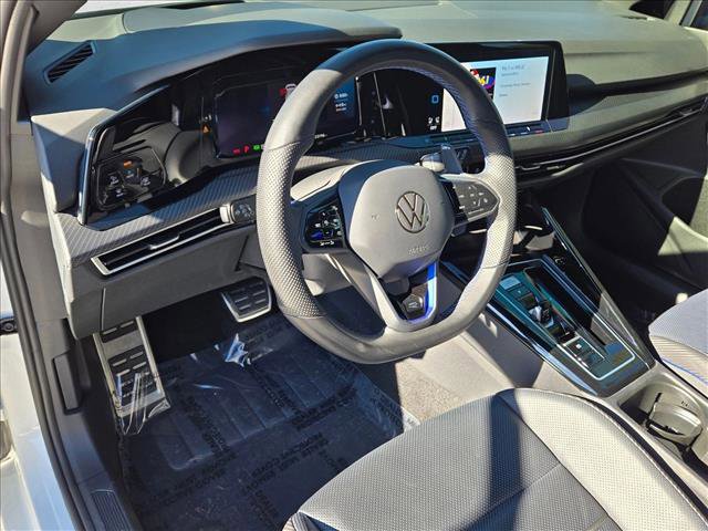 Used 2024 Volkswagen Golf R image 10