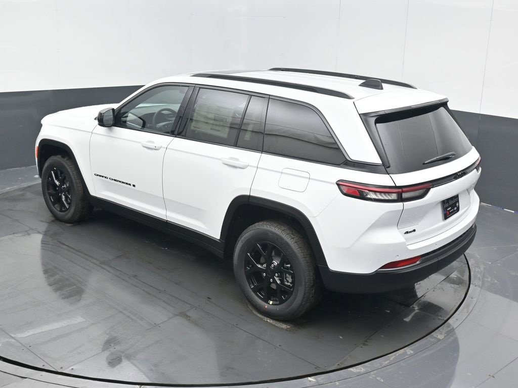 New 2026 Jeep Grand Cherokee Laredo image 39