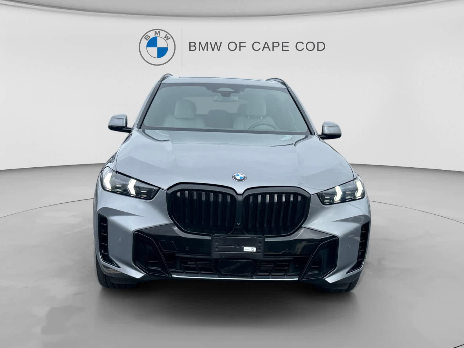 Used 2025 BMW X5 xDrive40i w/ M Sport Package AWD/4WD image 2