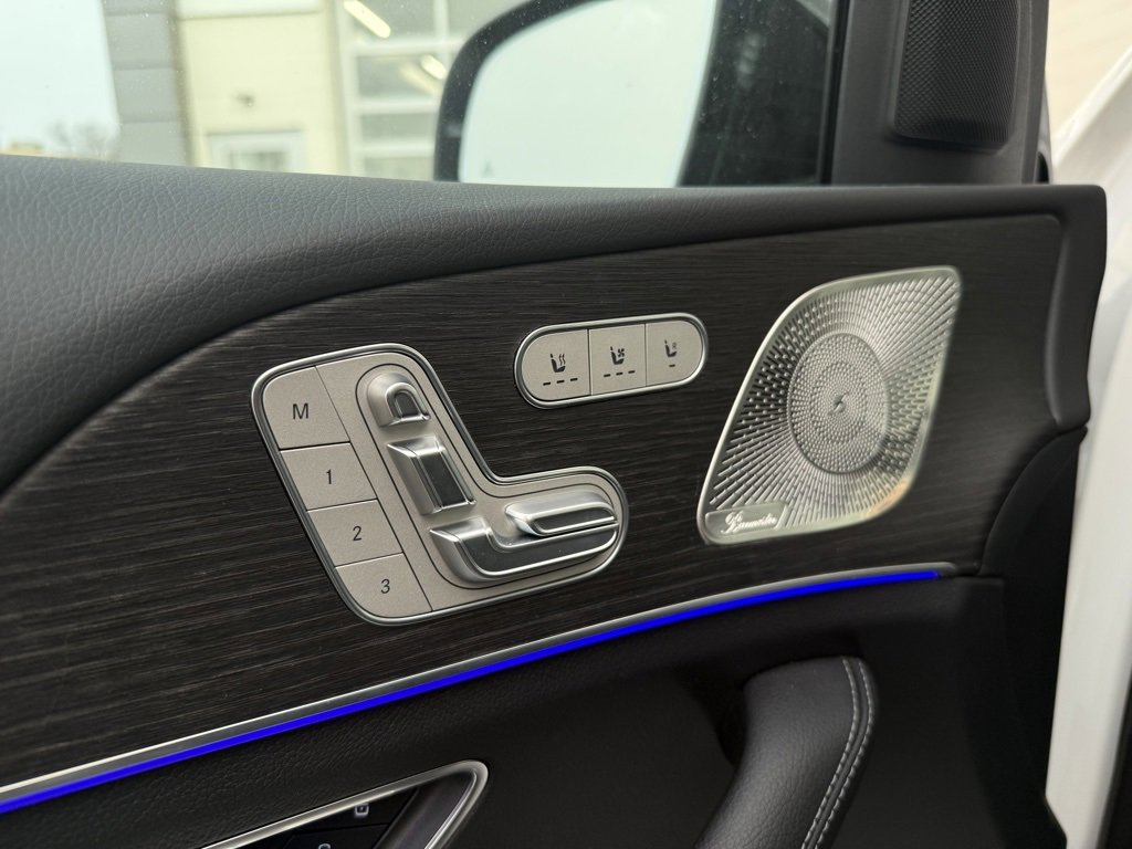 Used 2026 Mercedes-Benz GLS 450 4MATIC image 19