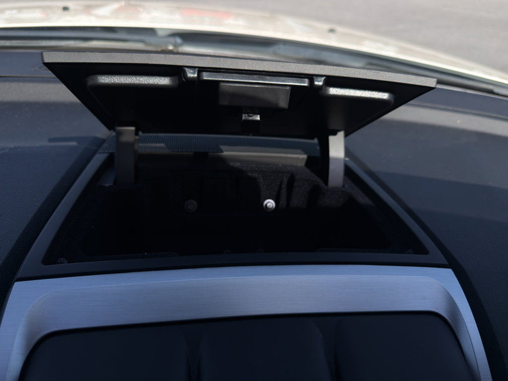 Used 2010 GMC Acadia SLT image 39