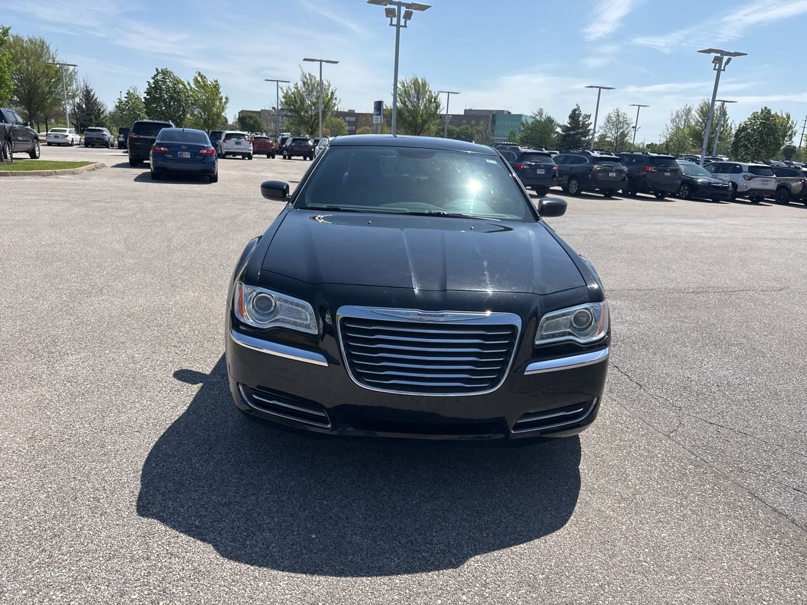 Used 2014 Chrysler 300 AWD image 3