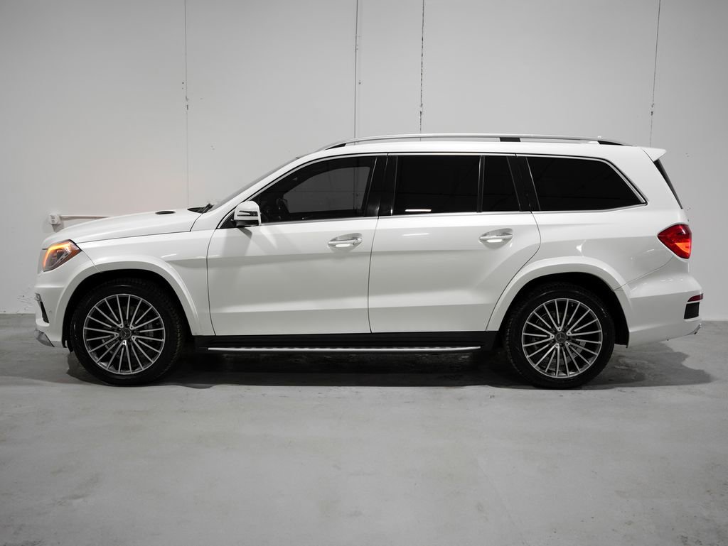 Used 2014 Mercedes-Benz GL 550 4MATIC image 2