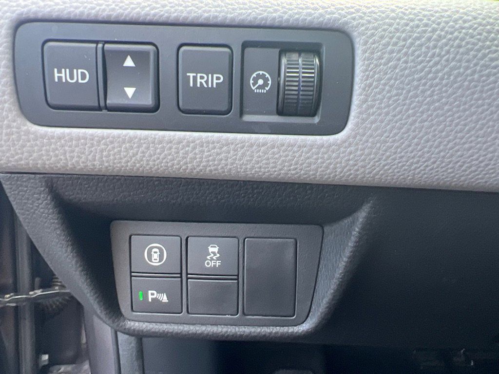 Used 2018 Honda Accord Touring image 27