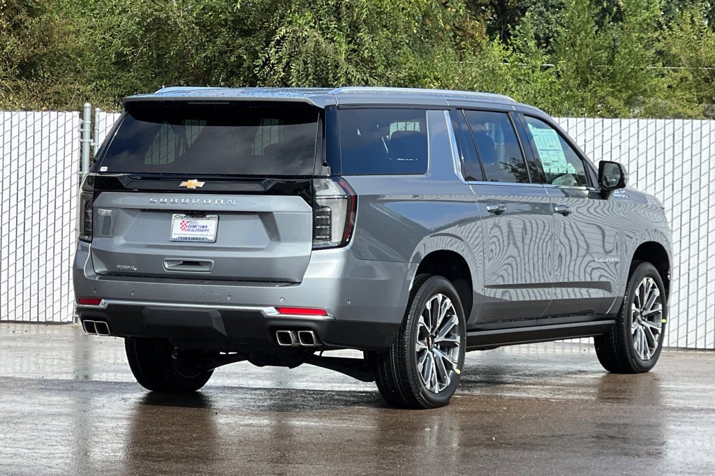 New 2026 Chevrolet Suburban High Country image 4