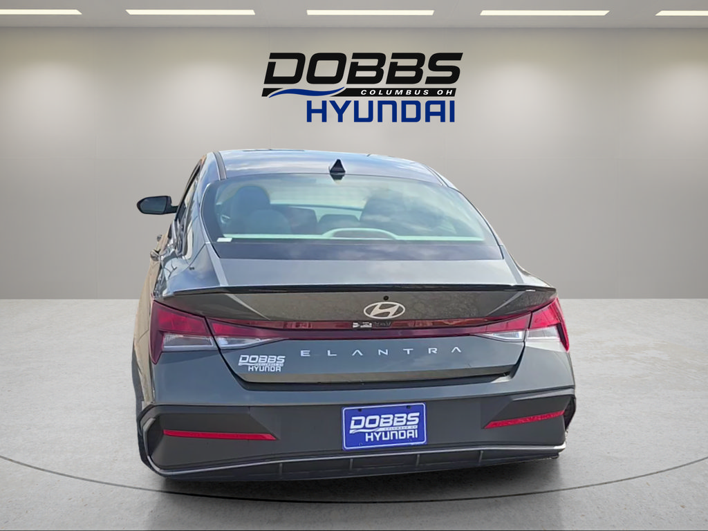 Certified 2026 Hyundai Elantra Sport FWD image 4