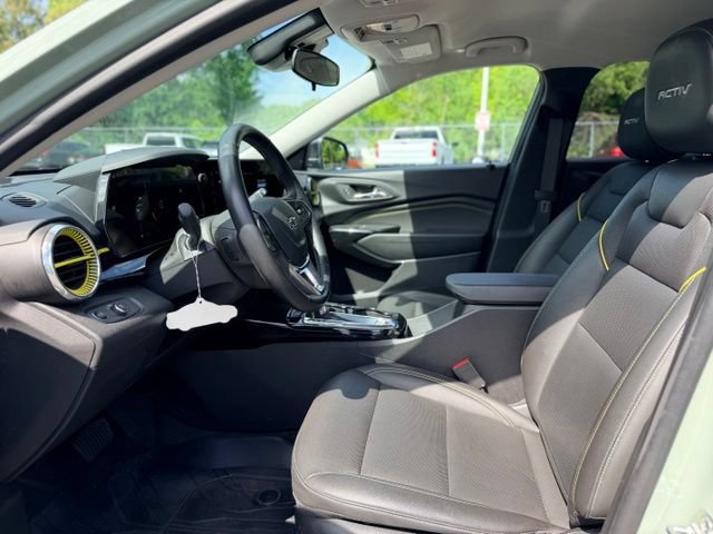Used 2025 Chevrolet Trax ACTIV w/ Driver Confidence Package FWD image 7