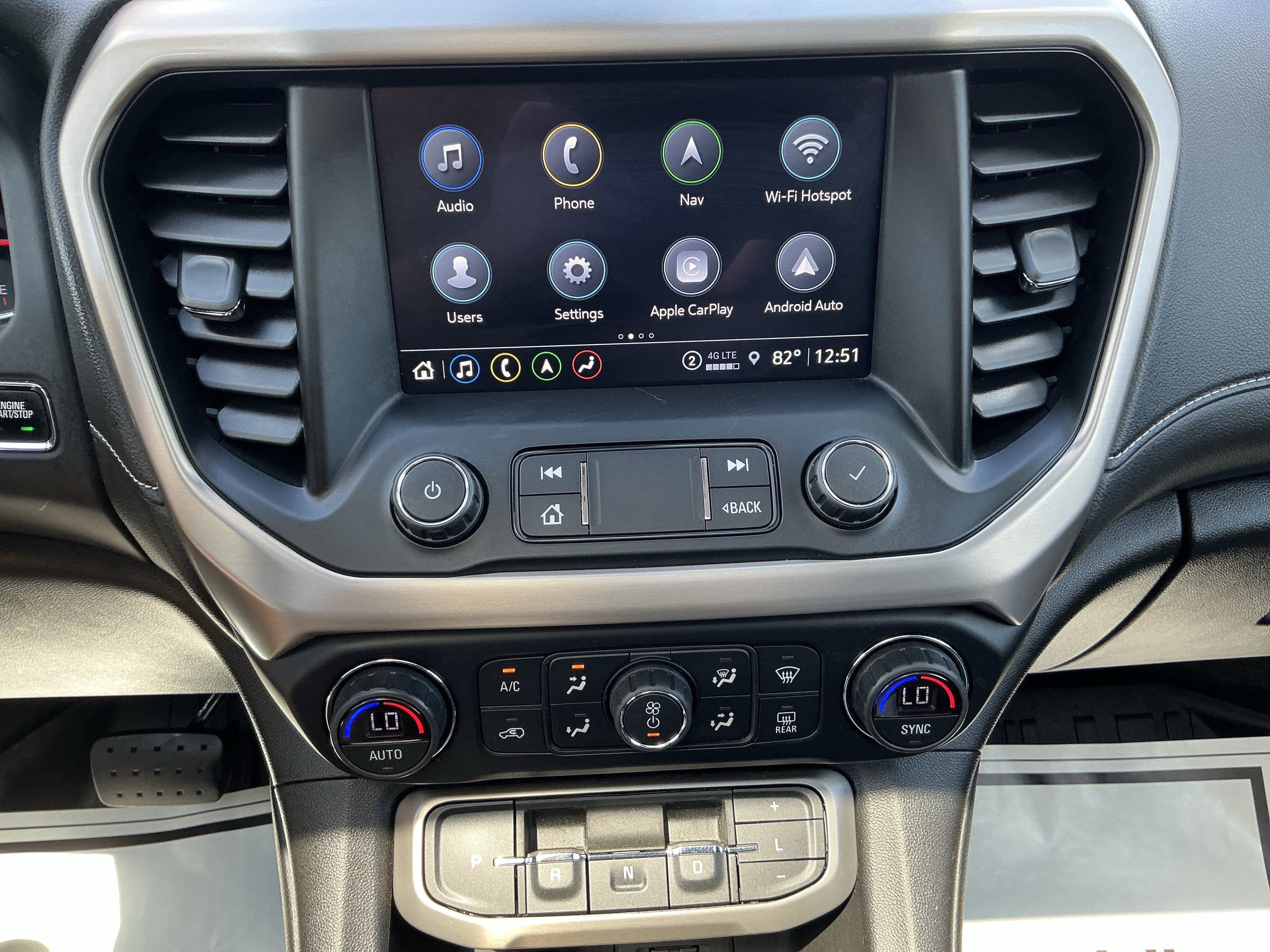 Used 2021 GMC Acadia Denali w/ Denali Ultimate Package AWD/4WD image 21