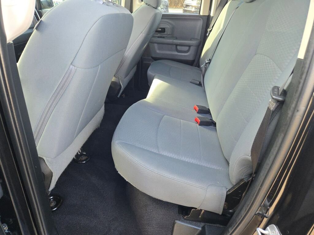 Used 2017 RAM 1500 Classic SLT image 16