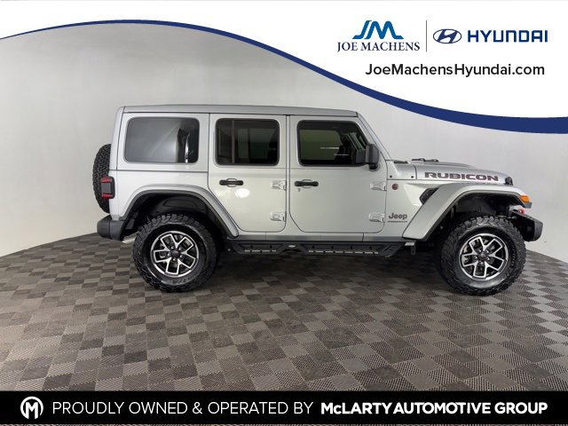Used 2024 Jeep Wrangler Unlimited Rubicon image 5