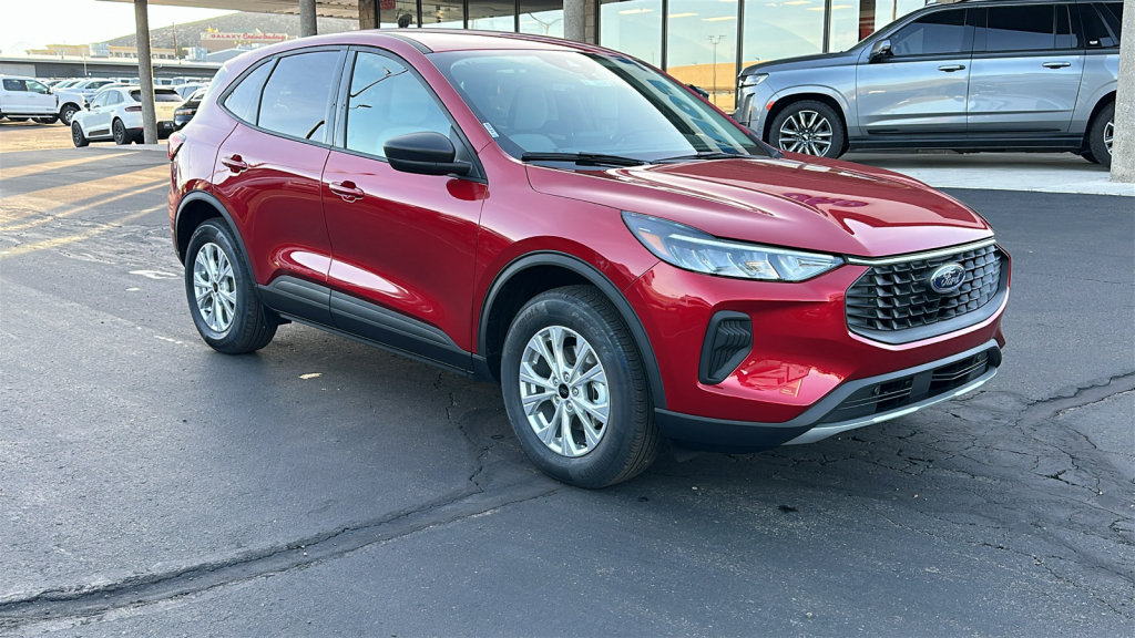 New 2026 Ford Escape Active AWD/4WD image 1