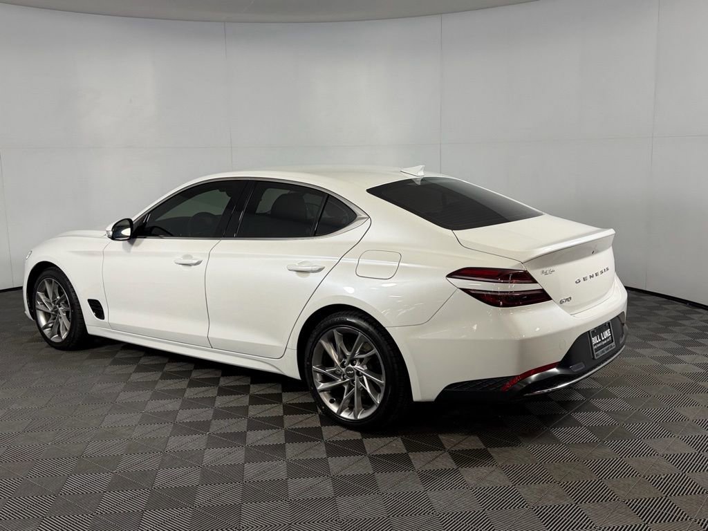 Used 2022 Genesis G70 2.0T image 10