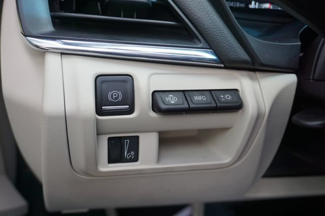 Used 2024 Cadillac CT4 Premium Luxury RWD image 28