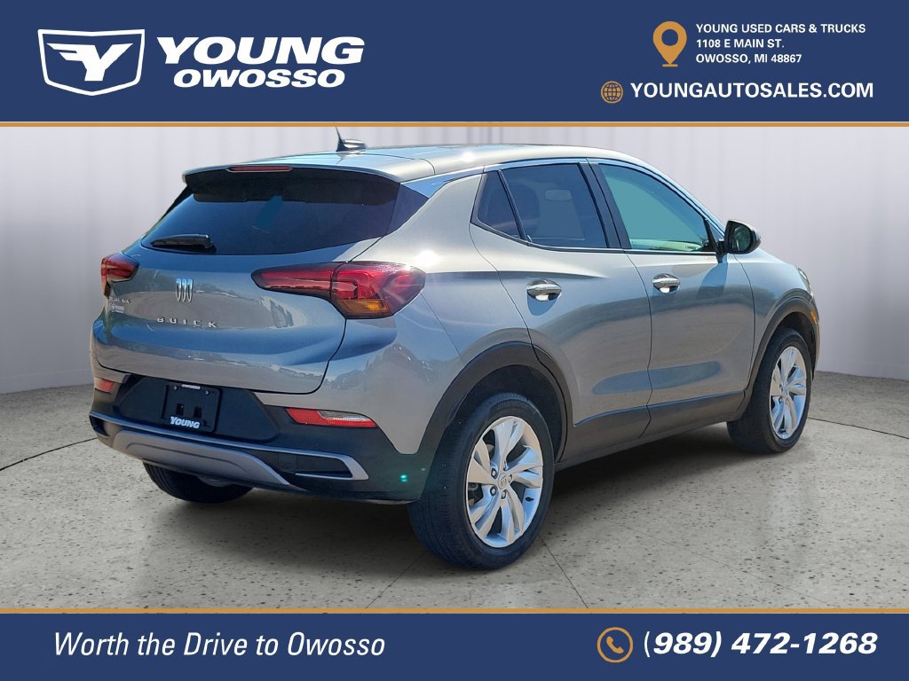 Used 2024 Buick Encore GX Preferred w/ Comfort Package AWD/4WD image 3