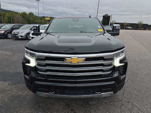 Used 2026 Chevrolet Silverado 1500 High Country w/ High Country Premium Package AWD/4WD image 8