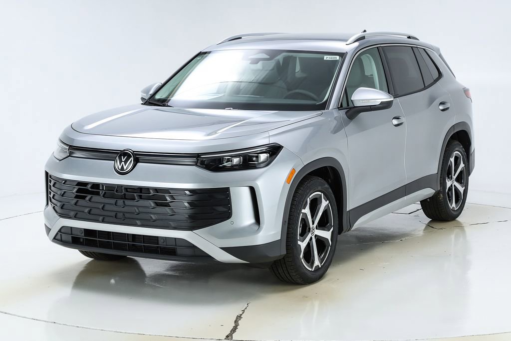 New 2026 Volkswagen Tiguan SE