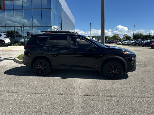 Certified 2025 Nissan Rogue SV AWD/4WD image 6