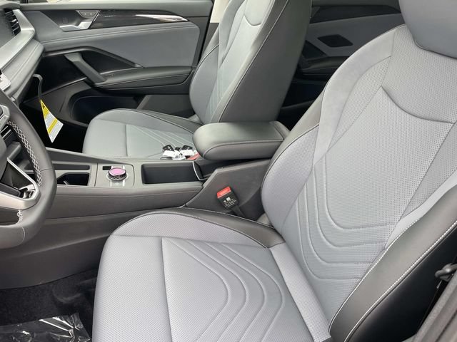 New 2026 Volkswagen Tiguan SE FWD image 21