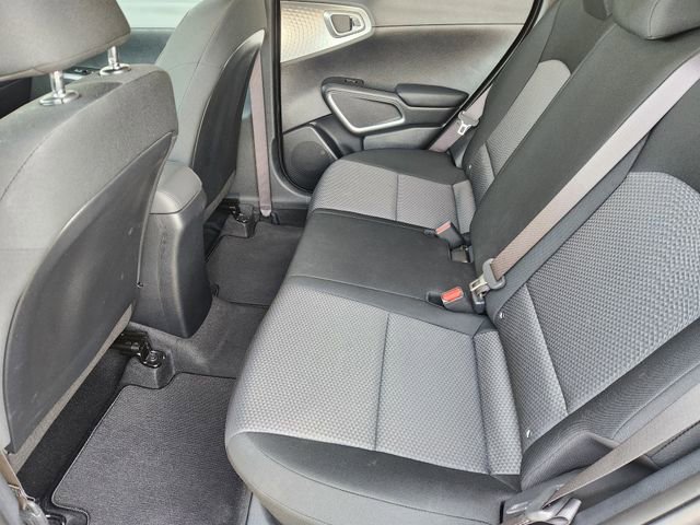 Used 2025 Kia Soul LX FWD image 29