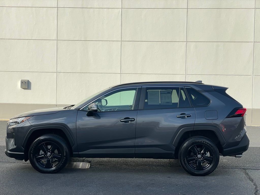 Used 2024 Toyota RAV4 XLE video 2