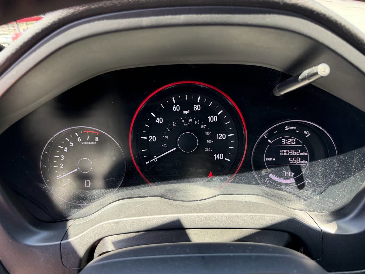 Used 2018 Honda HR-V EX-L image 25
