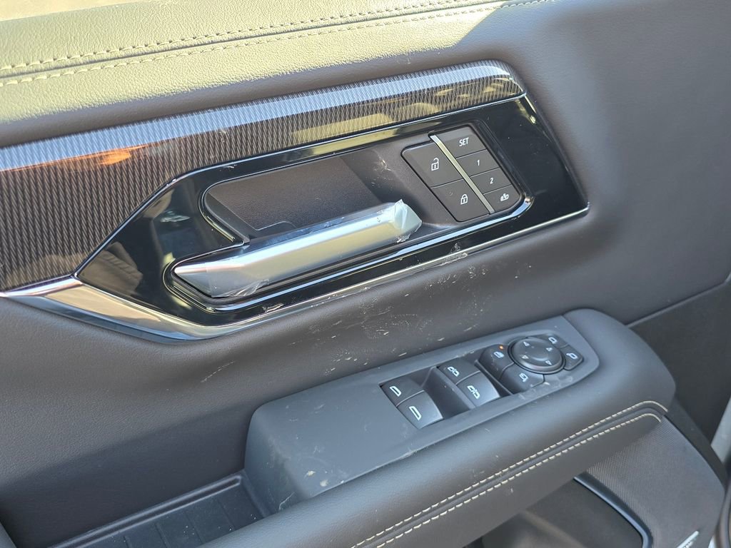 New 2026 GMC Yukon XL Elevation image 12