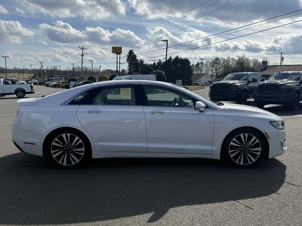 Used 2020 Lincoln MKZ Reserve w/ Elements Package image 2