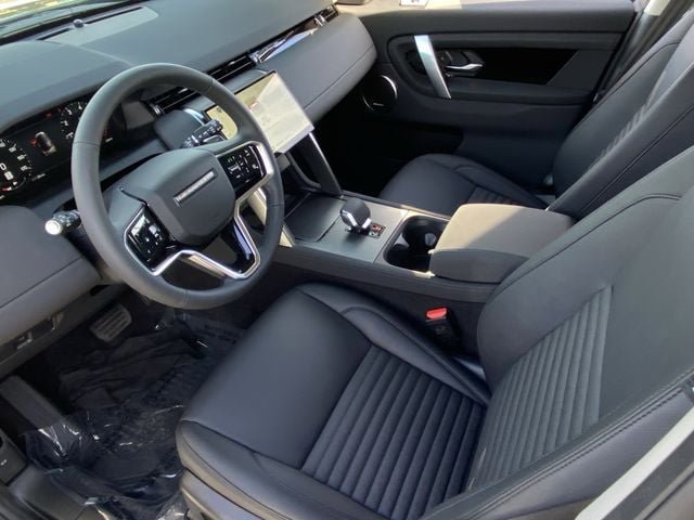 New 2025 Land Rover Discovery Sport S AWD/4WD image 6