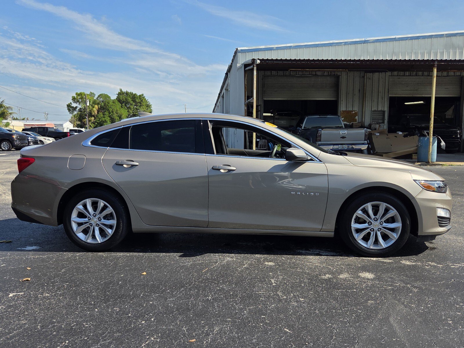 Certified 2023 Chevrolet Malibu LT FWD image 6