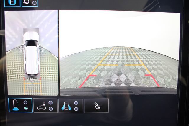 New 2026 GMC Yukon XL AT4 Ultimate image 4