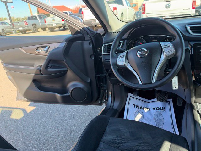 Used 2014 Nissan Rogue S FWD image 16