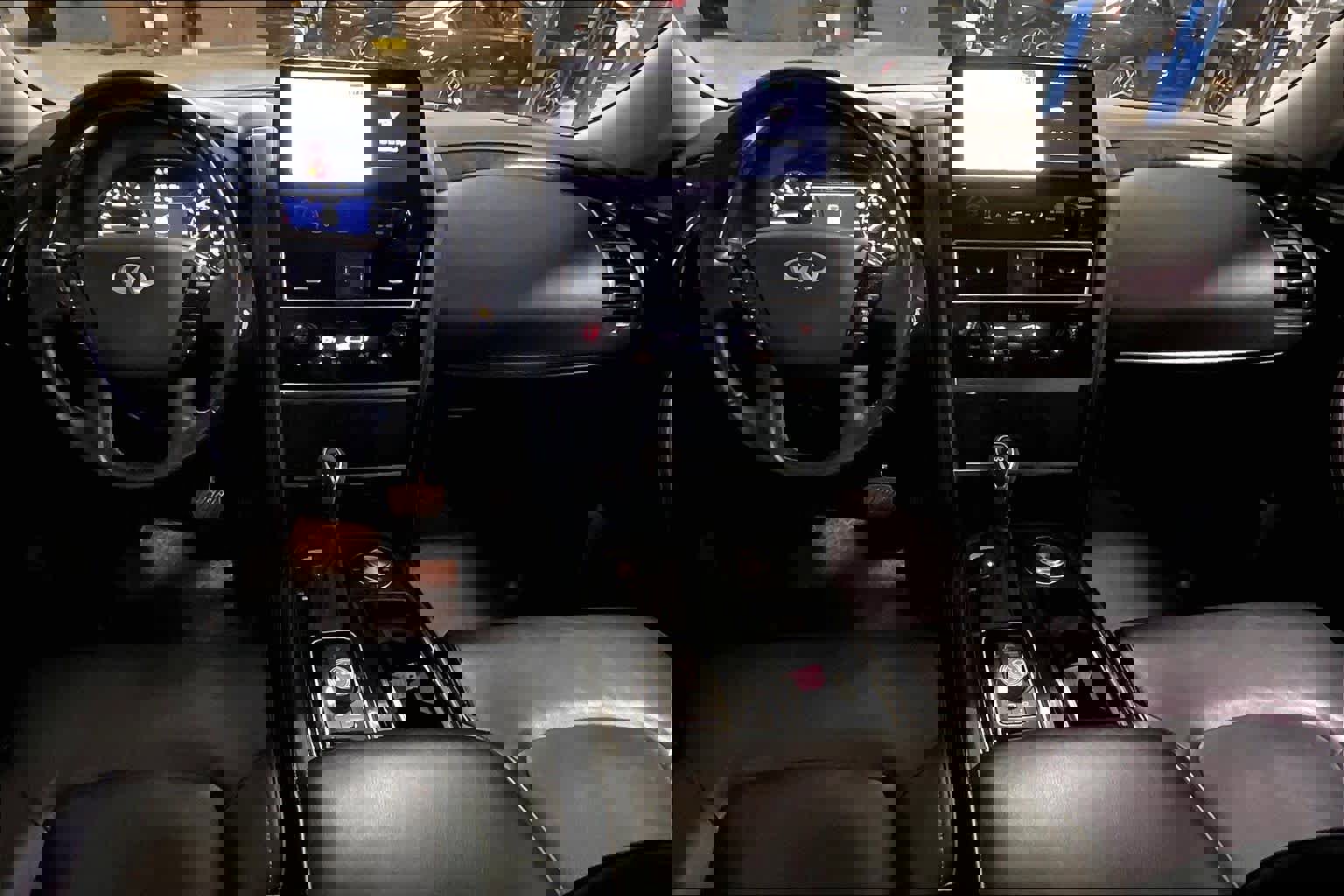 Used 2022 INFINITI QX80 Luxe w/ Cargo Package image 14