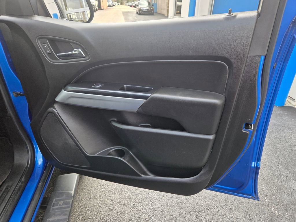 Used 2018 Chevrolet Colorado LT w/ LT Convenience Package image 22