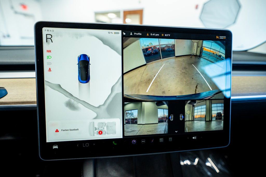 Used 2023 Tesla Model 3 Standard Range image 39