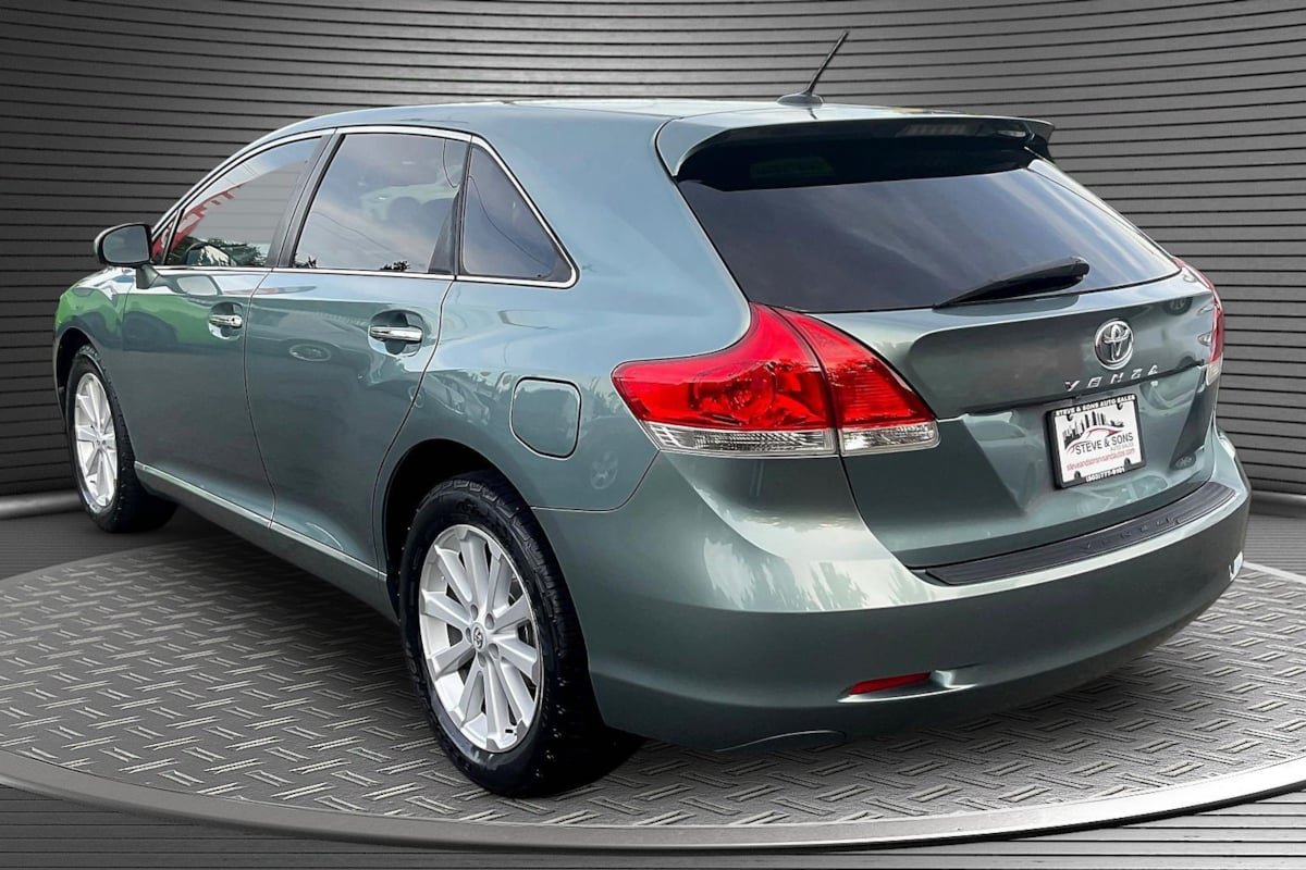 Used 2009 Toyota Venza w/ Convenience Pkg FWD image 4