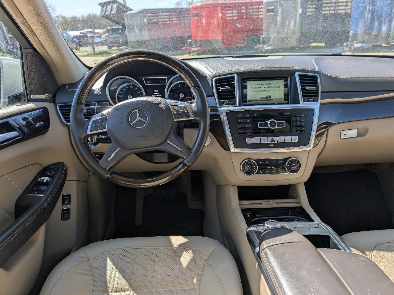 Used 2016 Mercedes-Benz GL 450 4MATIC image 17